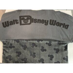 WDW Mickey Icon Velour Spirit Jersey Grey Black Large - Super Comfy and Not Hot